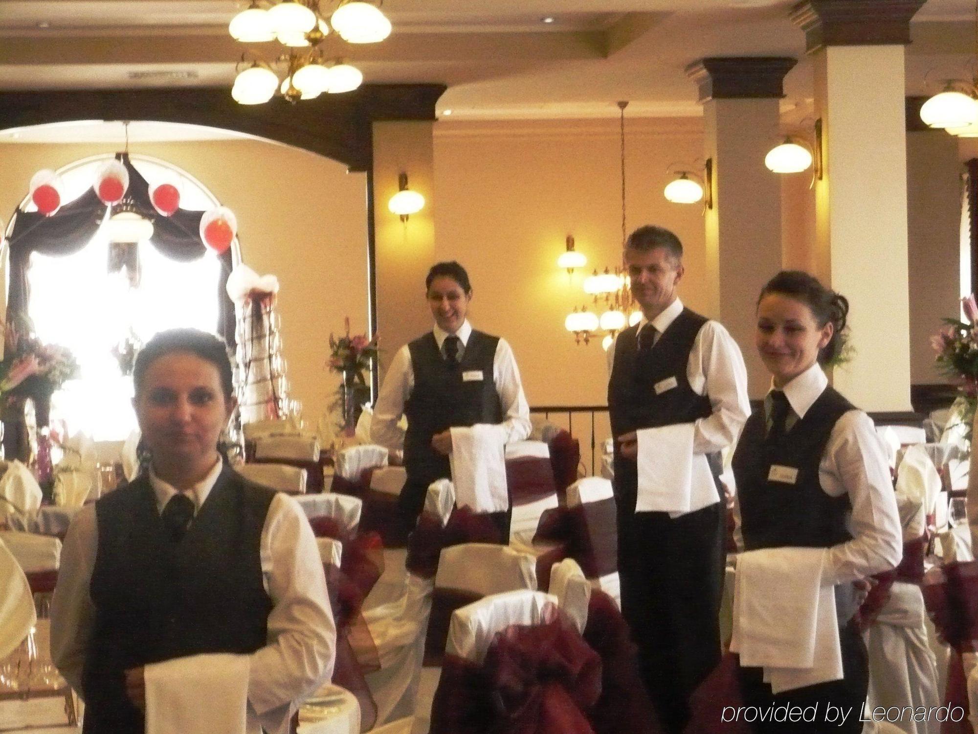Royal Class Hotel Cluj-Napoca Restaurant foto